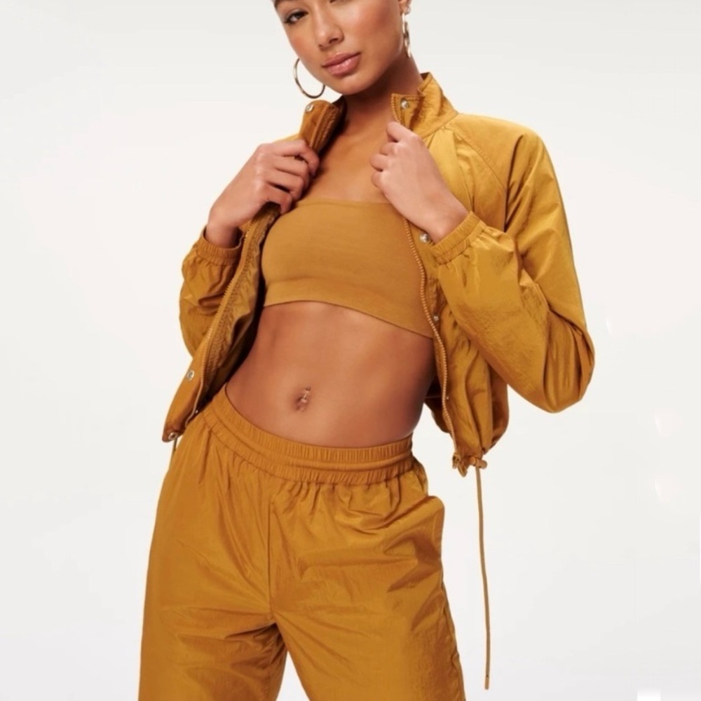 Good American Essential Track Gold Bronze Windbreaker Jogger Pant size 1 Small